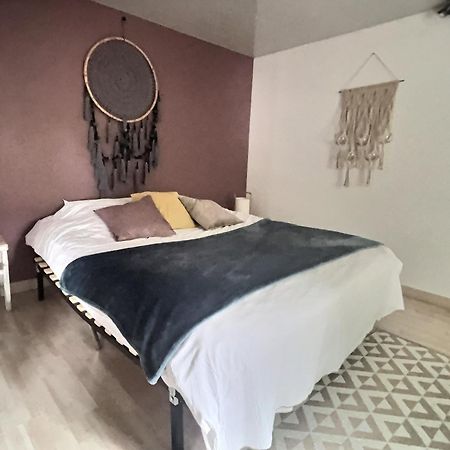 Le Grandthille Apartamento Châlons-en-Champagne Exterior foto