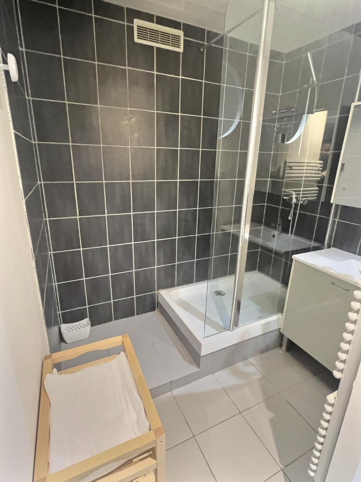 Le Grandthille Apartamento Châlons-en-Champagne Exterior foto